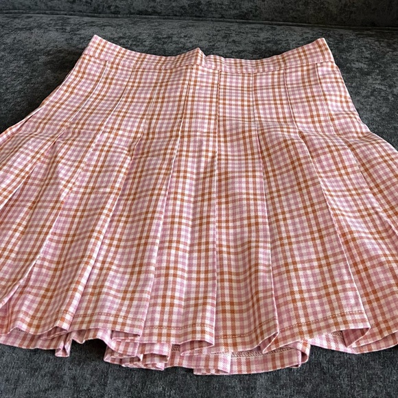 Aerie Class Act Pleated Skirt - Picture 3 of 12